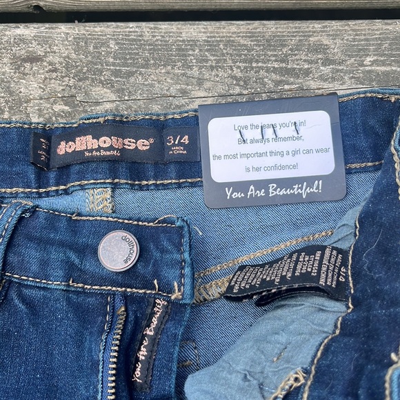 NWT Dollhouse Jeans - Picture 3 of 13